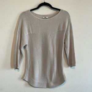 Women’s sweater